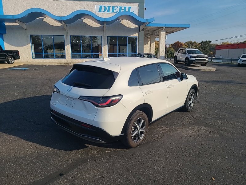 Used 2025 Honda HR-V EX-L image 5
