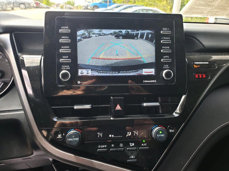 Used 2024 Toyota Camry SE FWD image 10