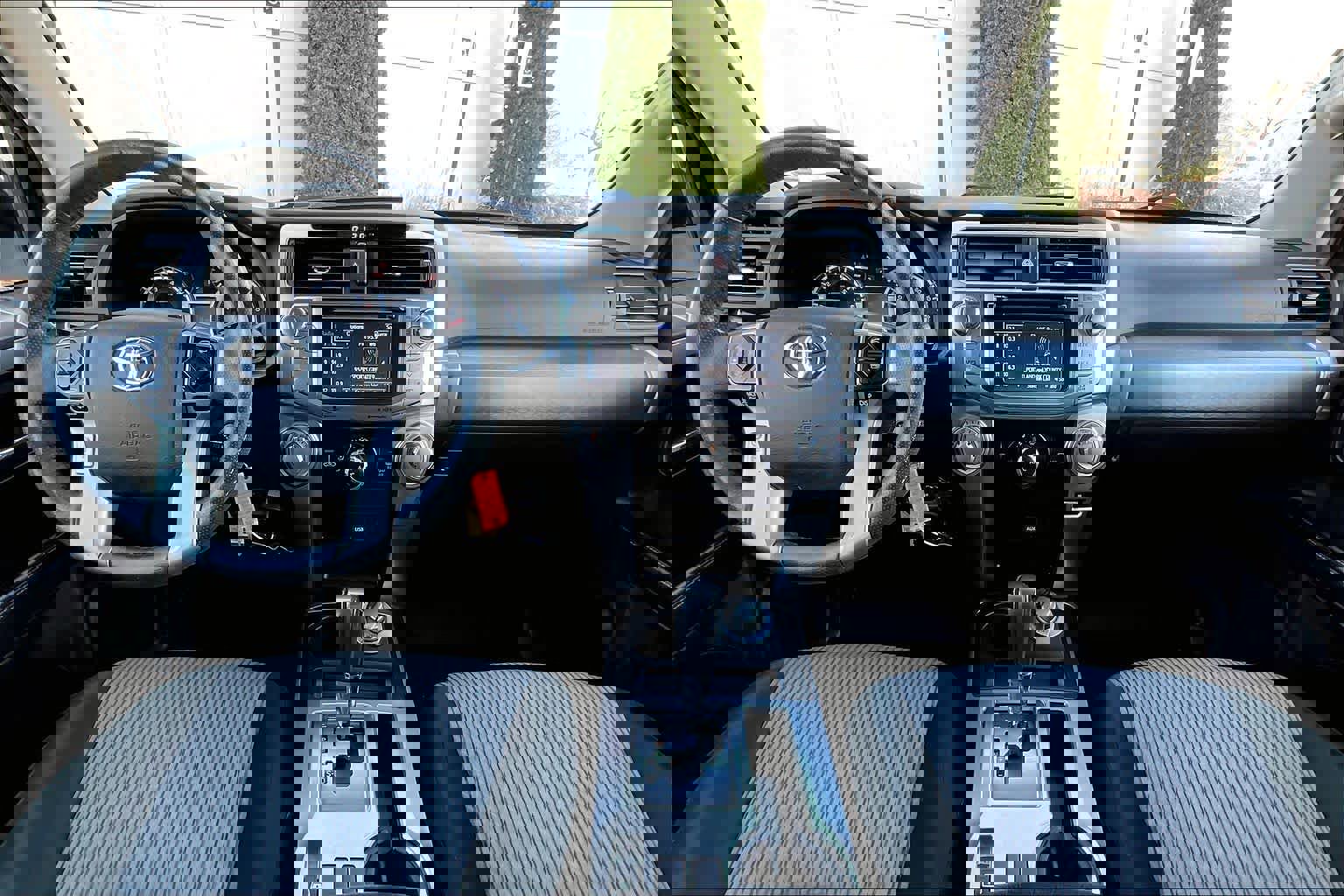 Used 2017 Toyota 4Runner SR5 image 15