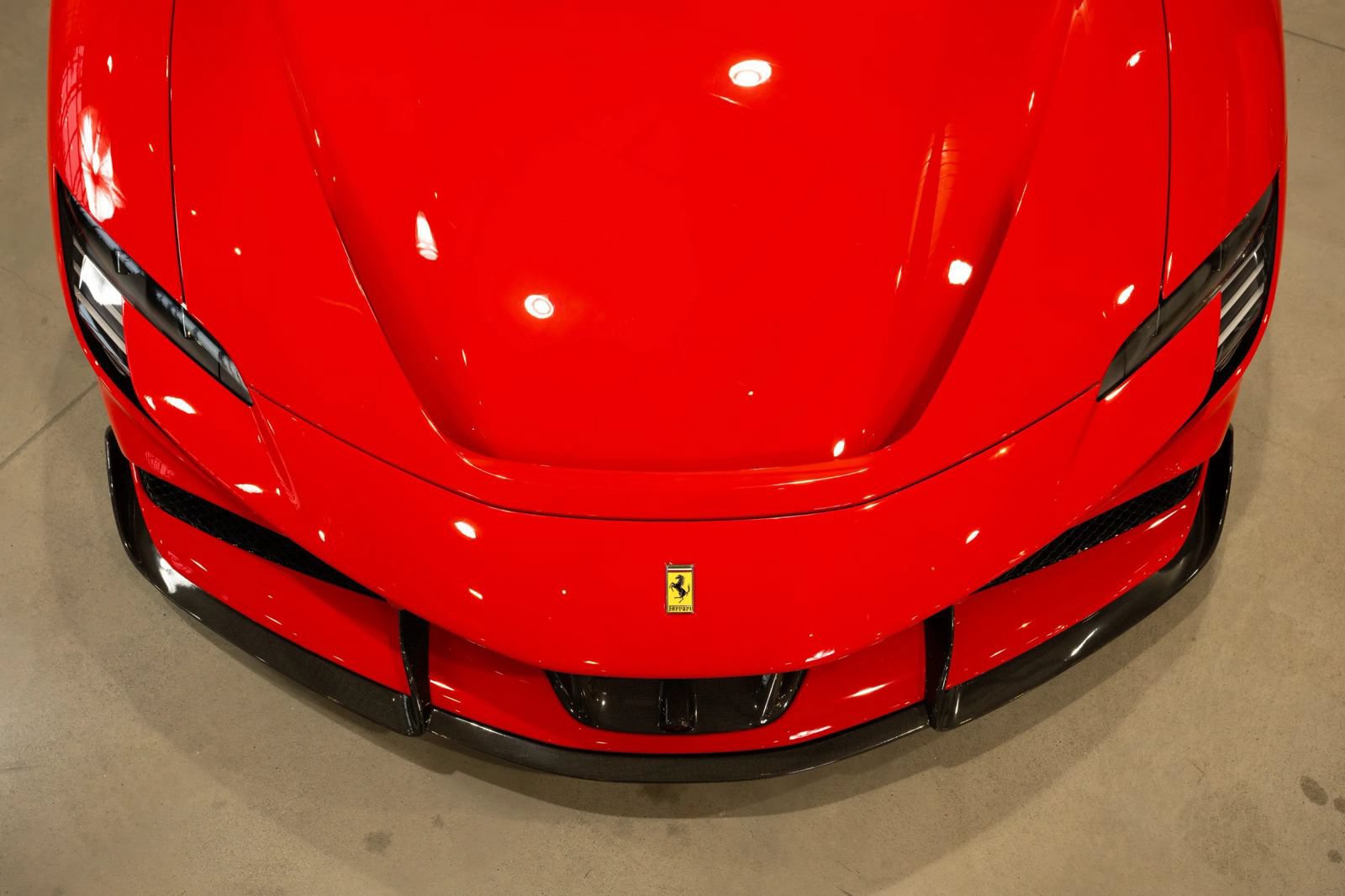Used 2023 Ferrari SF90 Spider AWD/4WD image 12