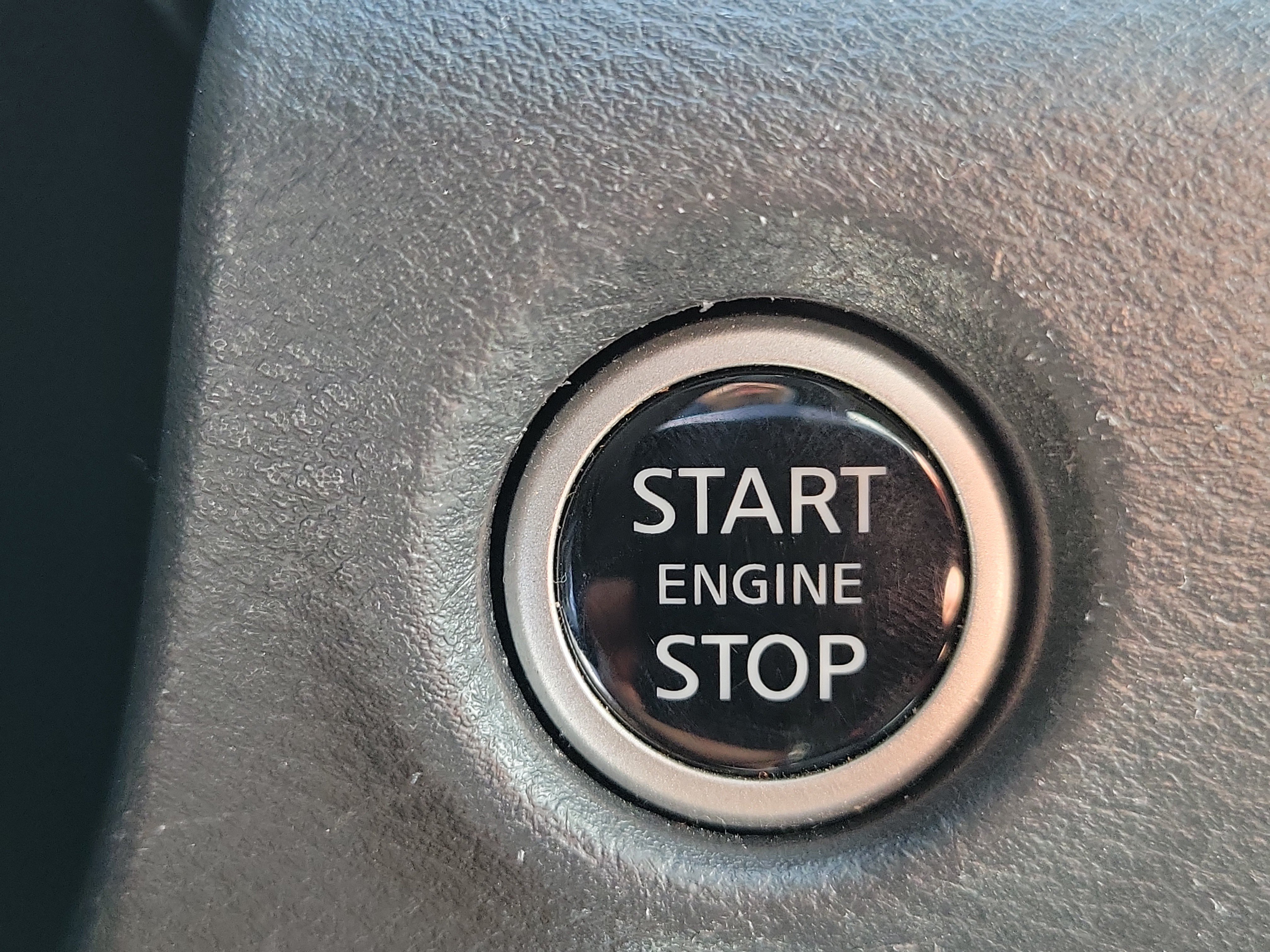 Used 2023 Nissan Frontier SV AWD/4WD image 31