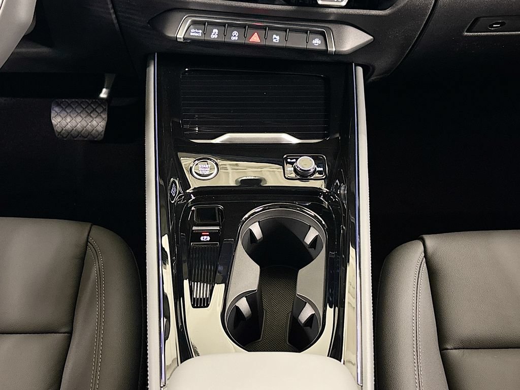 New 2026 Audi Q3 quattro 2.0T AWD/4WD image 13