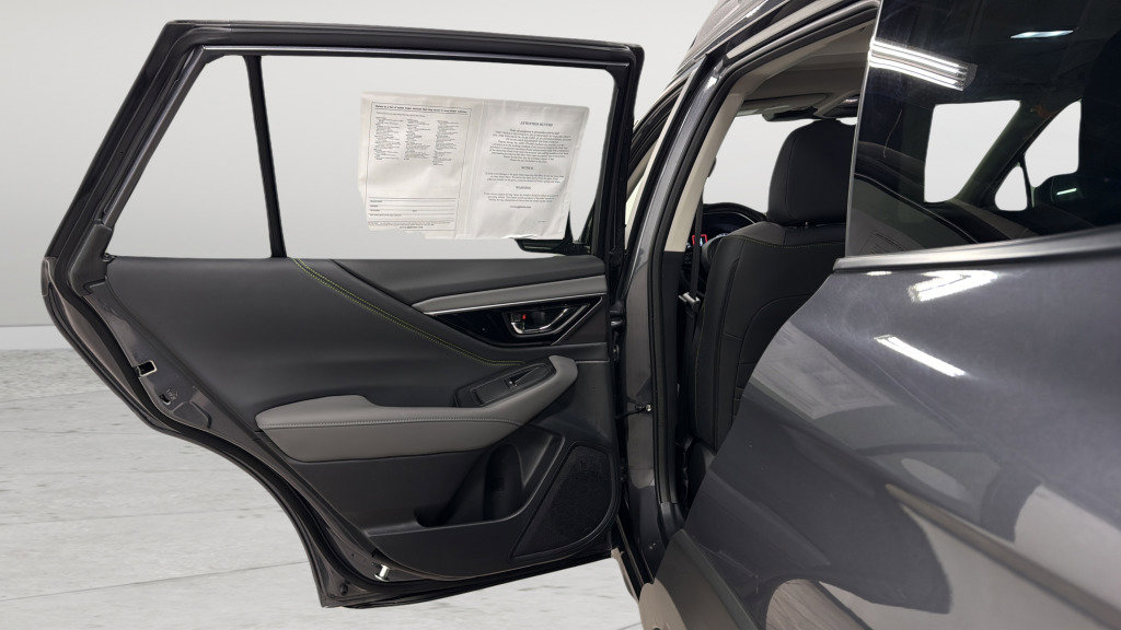 Certified 2025 Subaru Outback Onyx Edition image 27