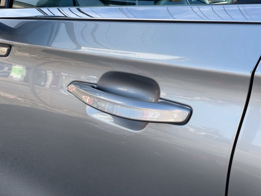 Used 2023 Lincoln Aviator AWD w/ Premium Package image 26