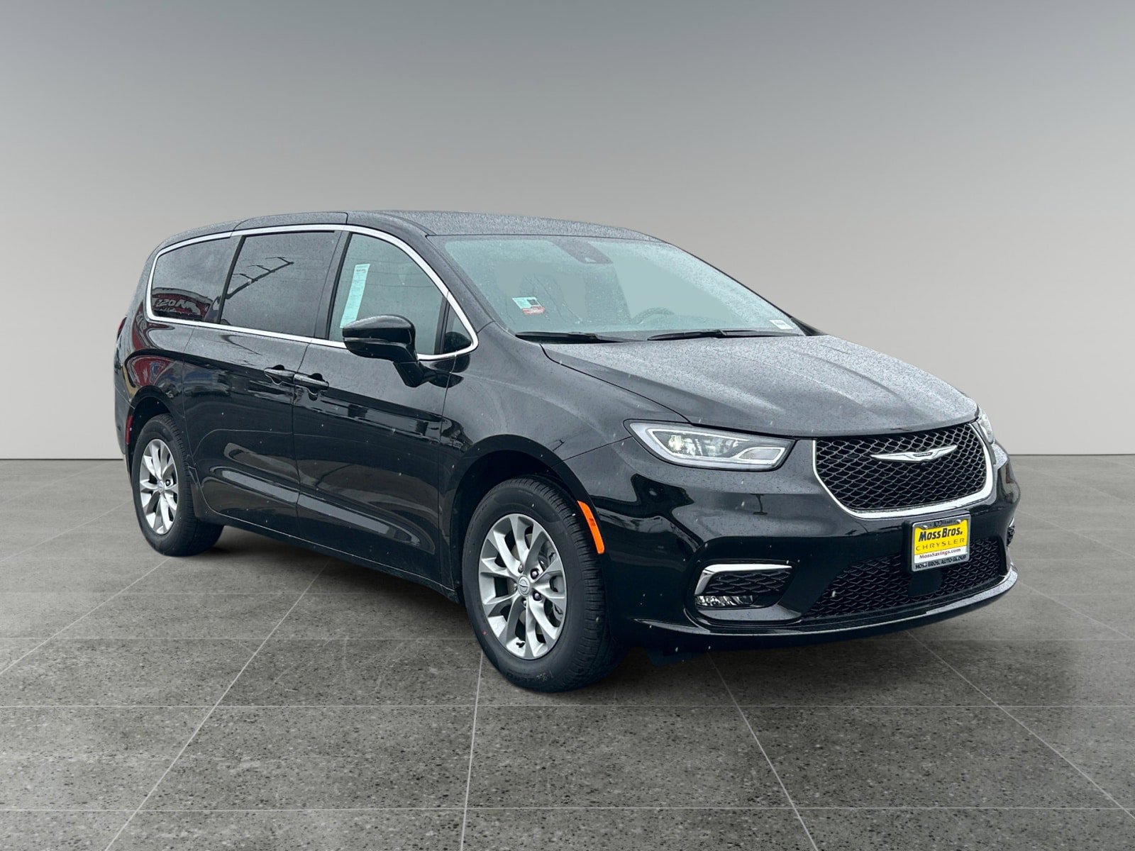 New 2026 Chrysler Pacifica Select AWD/4WD image 7