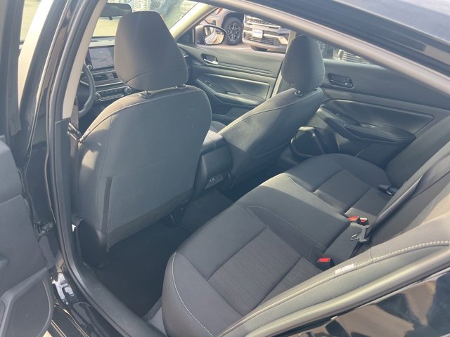 Used 2025 Nissan Altima 2.5 SV image 7