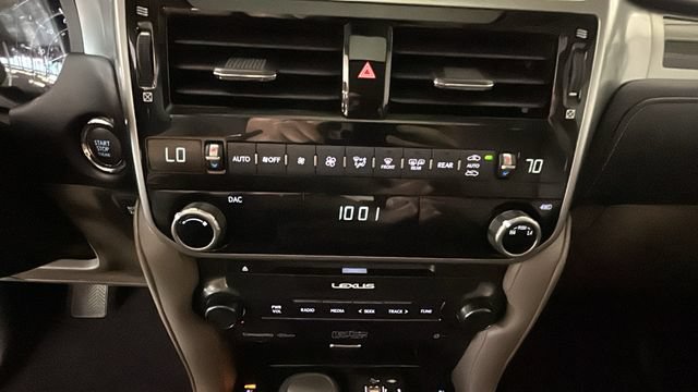 Used 2023 Lexus GX 460 Premium AWD/4WD image 23