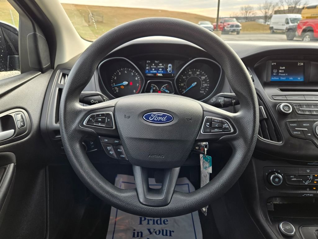 Used 2017 Ford Focus SE image 18