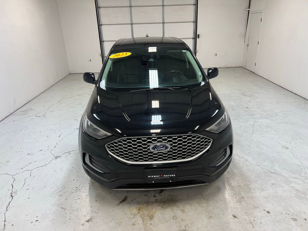 Used 2023 Ford Edge SEL image 7