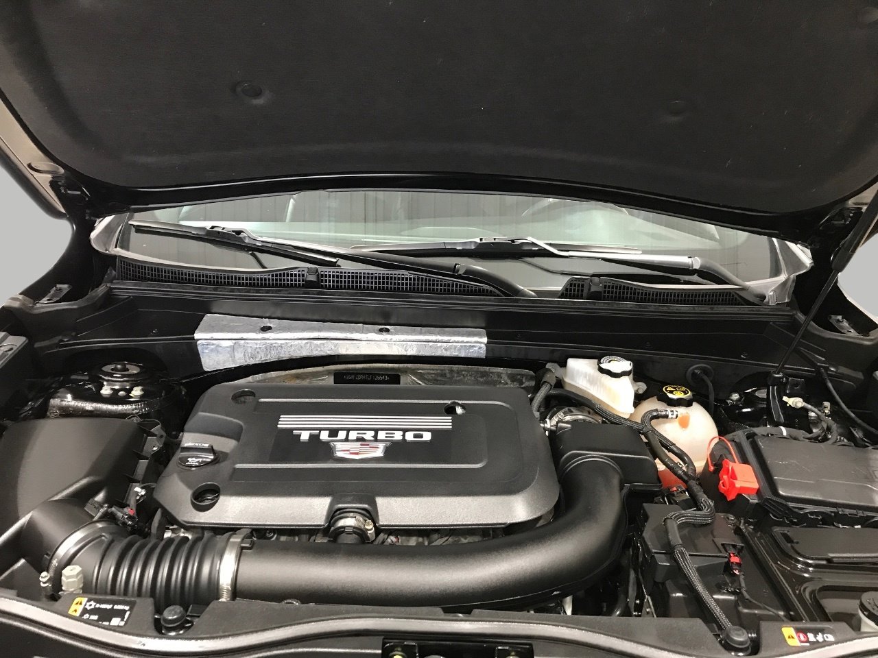 Used 2020 Cadillac XT4 Premium Luxury AWD/4WD image 8