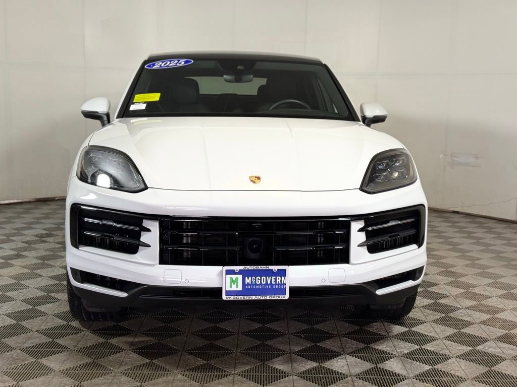 Used 2025 Porsche Cayenne Coupe w/ Premium Package Plus image 10