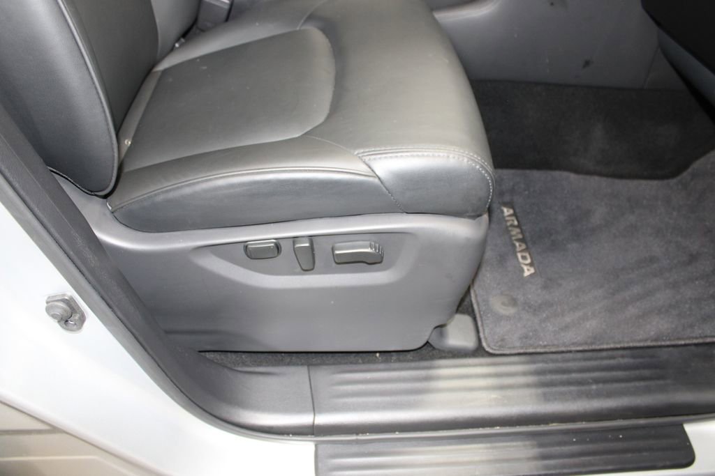 Used 2024 Nissan Armada SV AWD/4WD image 26