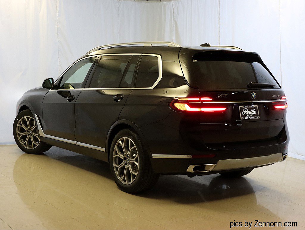 Used 2026 BMW X7 xDrive40i image 9