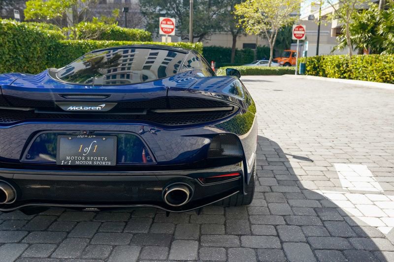 Used 2023 McLaren GT image 25