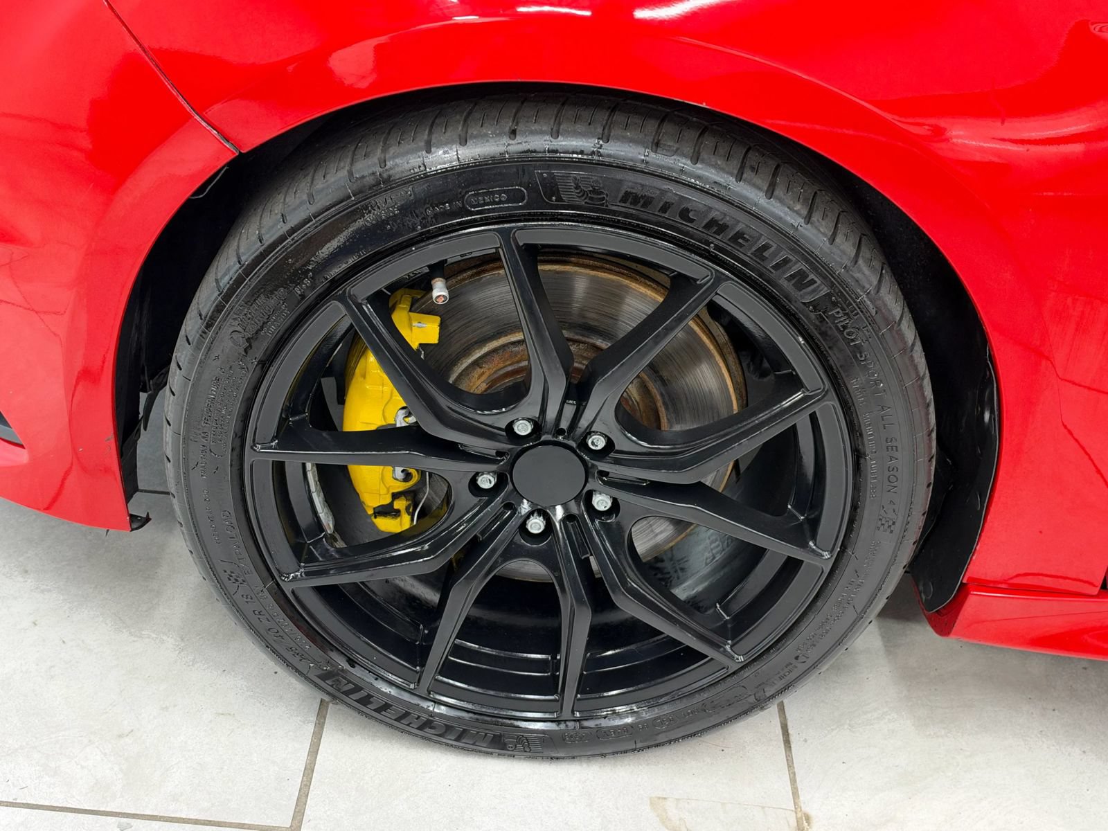 Used 2017 Ford Focus ST FWD image 36