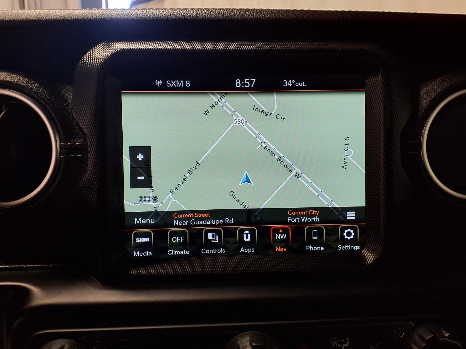 Used 2022 Jeep Wrangler Unlimited Sahara image 14