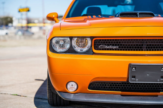 Used 2014 Dodge Challenger R/T RWD image 47