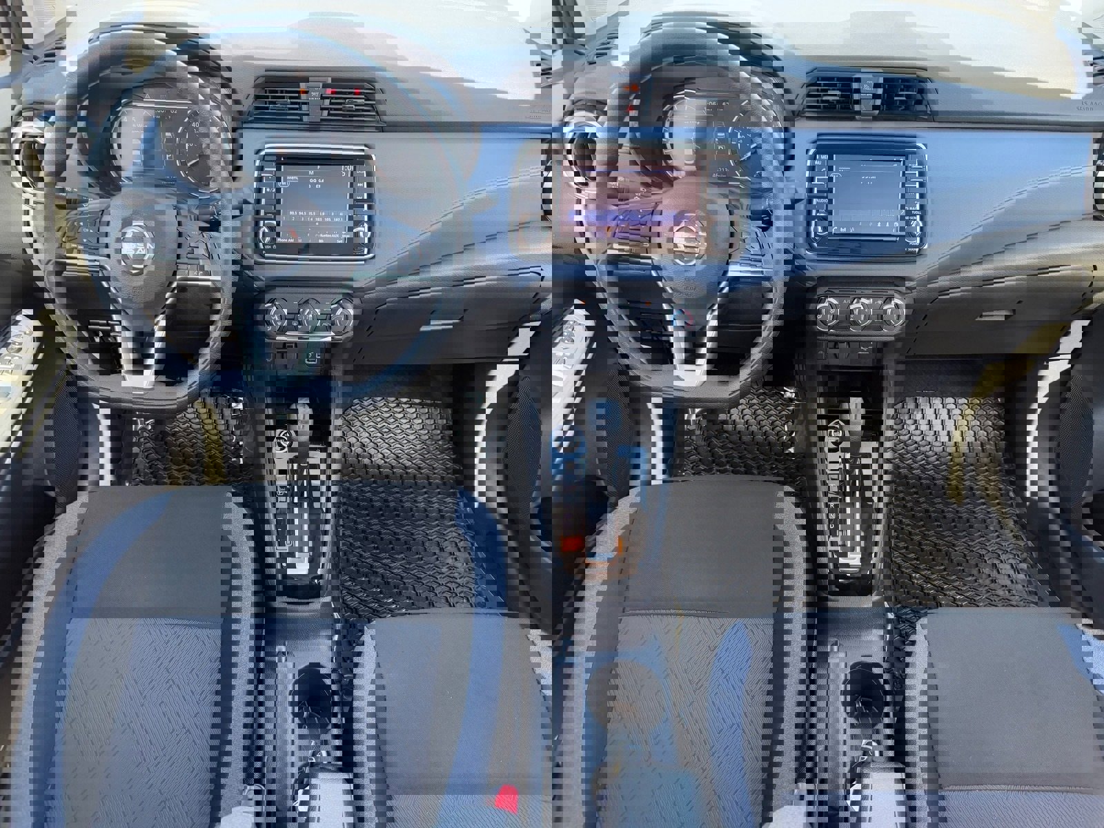 Certified 2025 Nissan Versa SV image 12