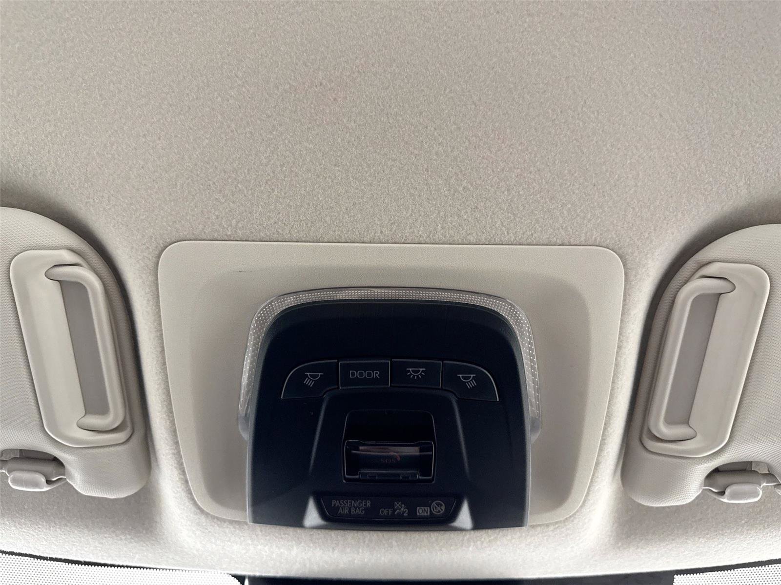 Certified 2025 Toyota Corolla LE FWD image 6