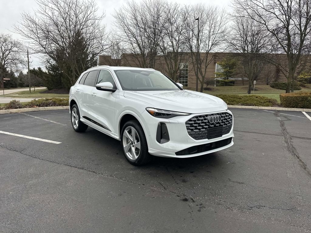 New 2025 Audi Q5 Premium Plus