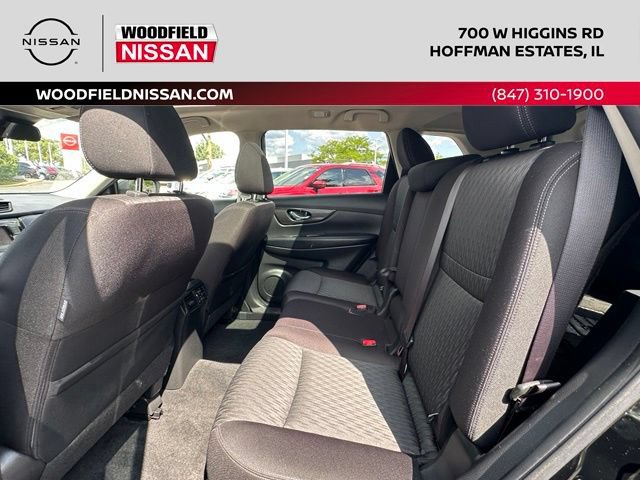 Used 2019 Nissan Rogue SV w/ Sun & Sound Touring Package AWD/4WD image 27