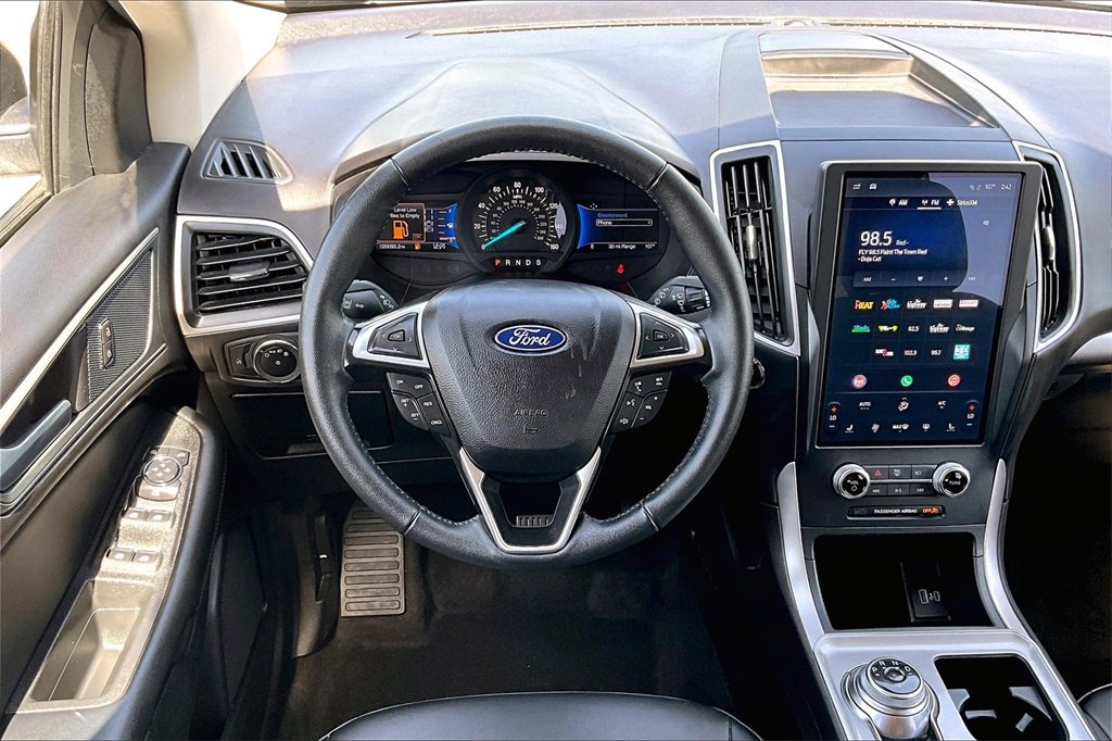 Used 2024 Ford Edge SEL image 5