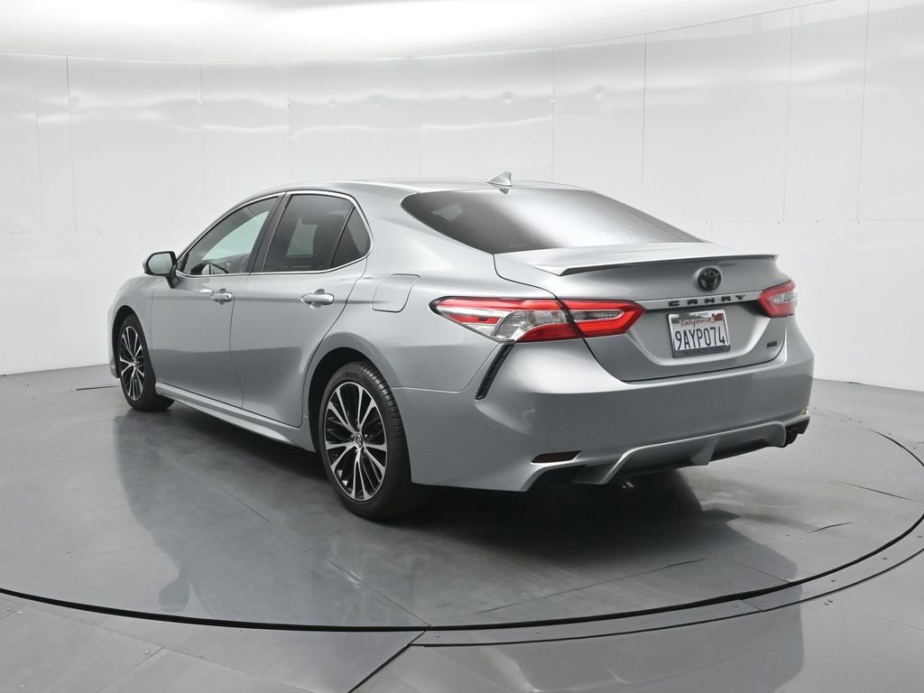Used 2020 Toyota Camry SE image 25