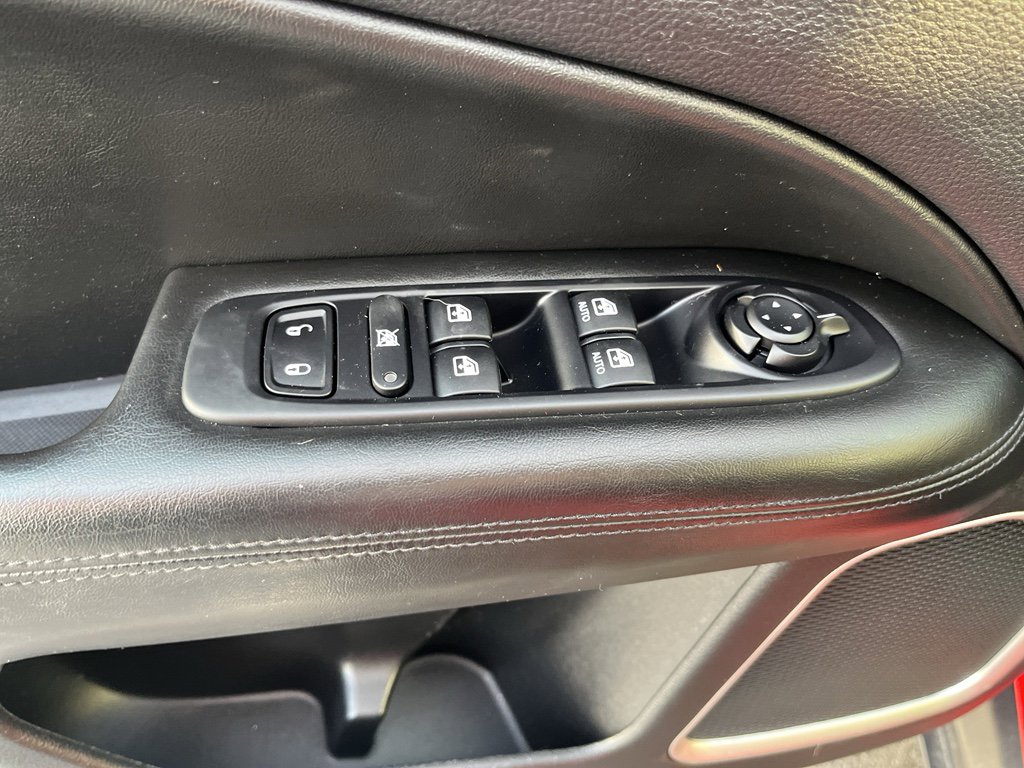 Used 2020 Jeep Compass Latitude image 9