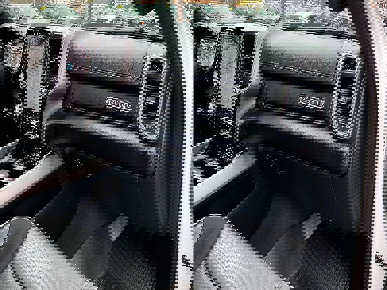 Used 2023 RAM 1500 Laramie image 13