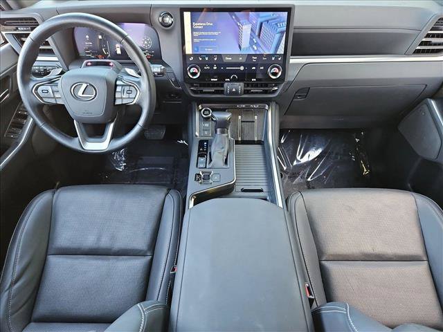 Used 2025 Lexus GX 550 w/ Accessory Package (Z1) AWD/4WD image 18