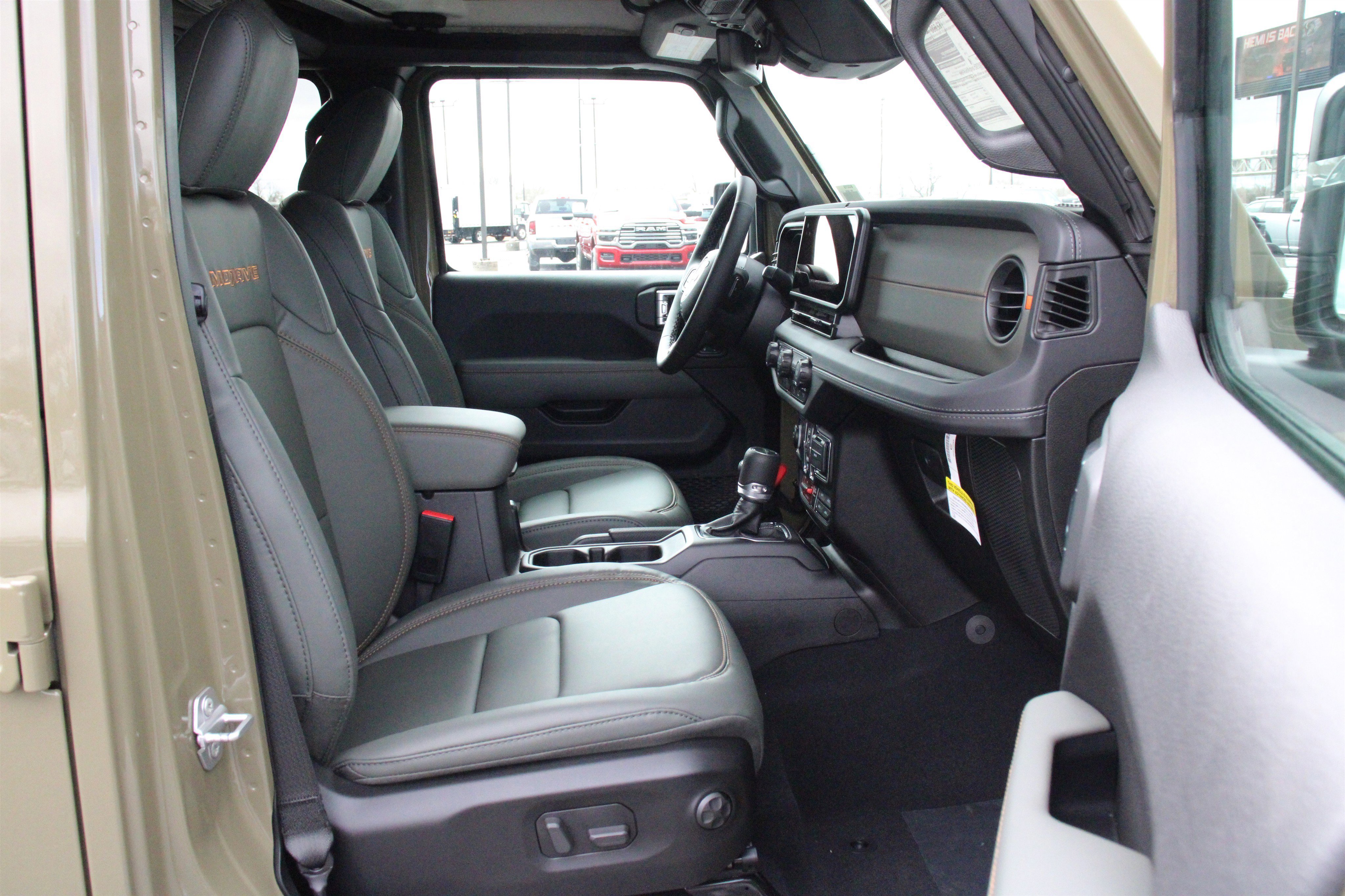 New 2026 Jeep Gladiator Mojave image 29