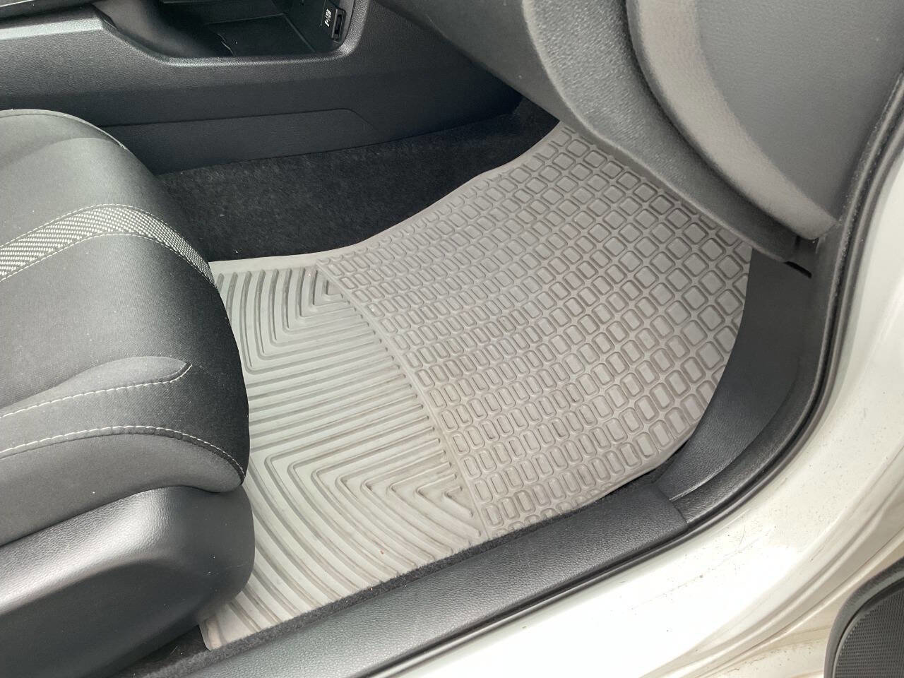 Used 2016 Honda Civic EX image 42