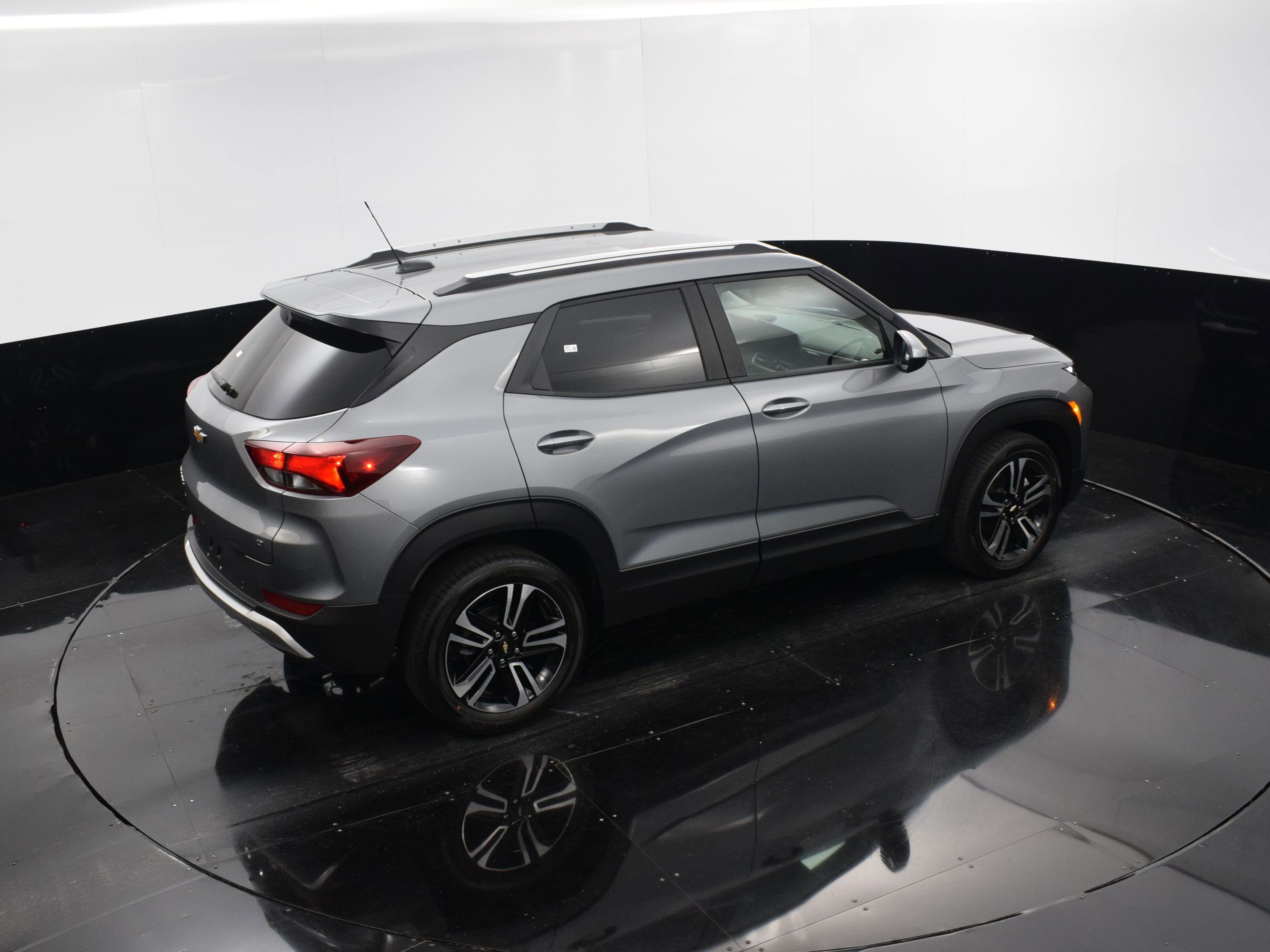 New 2025 Chevrolet TrailBlazer LT w/ Convenience Package image 30