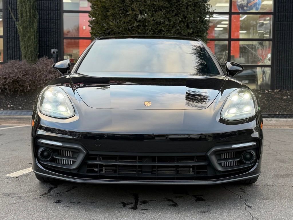 Used 2023 Porsche Panamera Platinum Edition image 3
