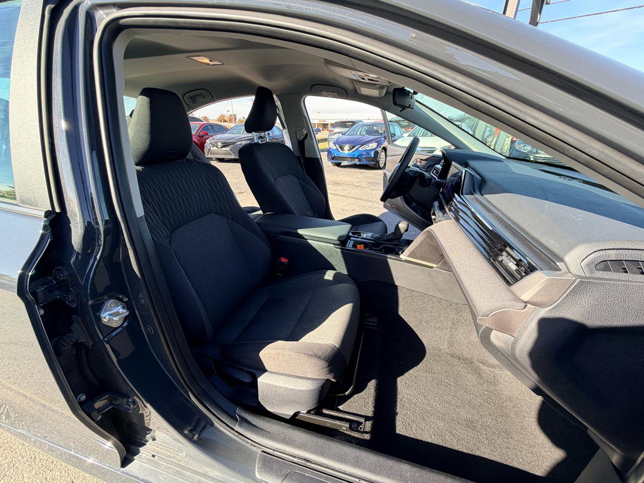 Used 2025 Toyota Camry LE FWD image 14