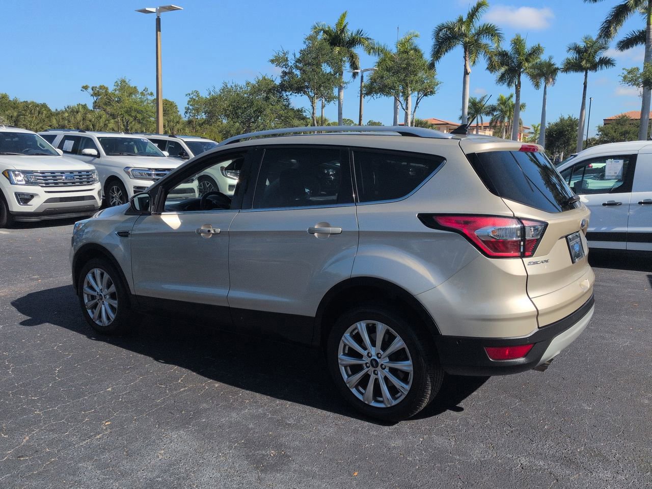 Used 2018 Ford Escape Titanium w/ Ford Safe & Smart Package AWD/4WD image 5