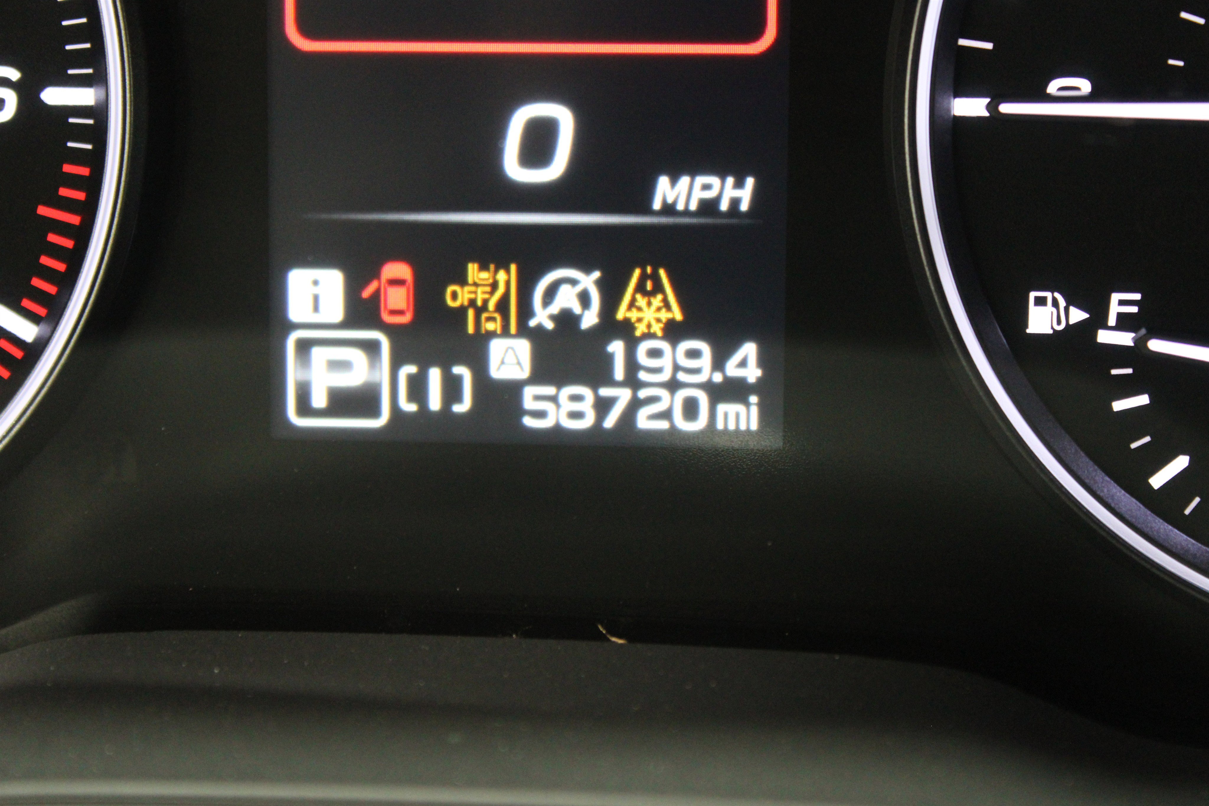 Used 2024 Subaru Crosstrek 2.0i Premium image 12