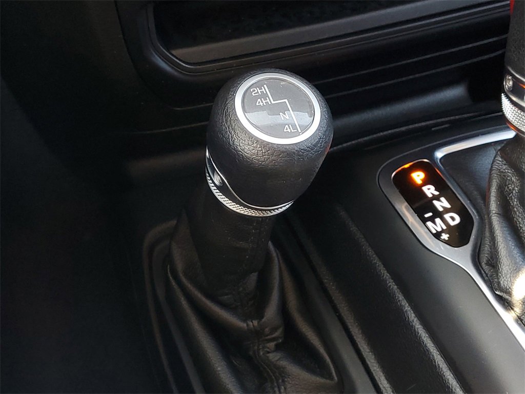 Used 2020 Jeep Wrangler Unlimited Sport image 25