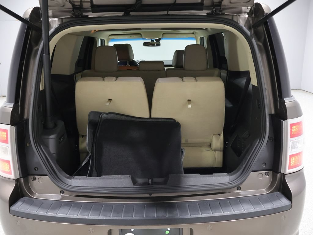 Used 2019 Ford Flex Limited w/ Equipment Group 303A AWD/4WD image 4
