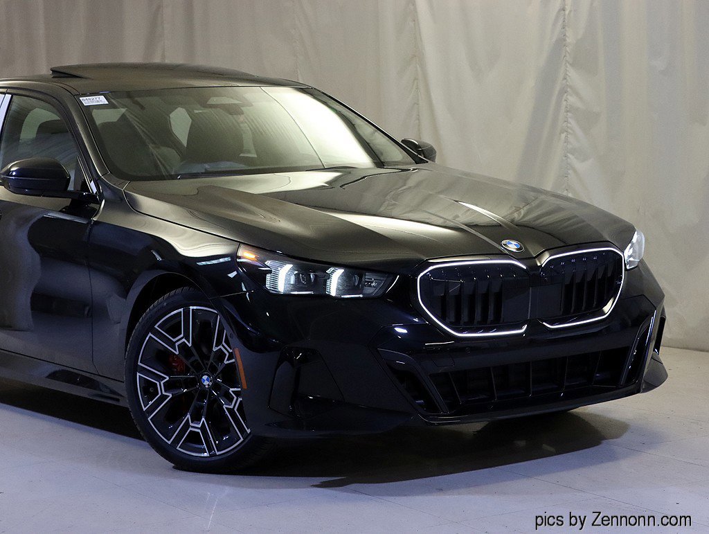 Used 2026 BMW 540i xDrive image 2