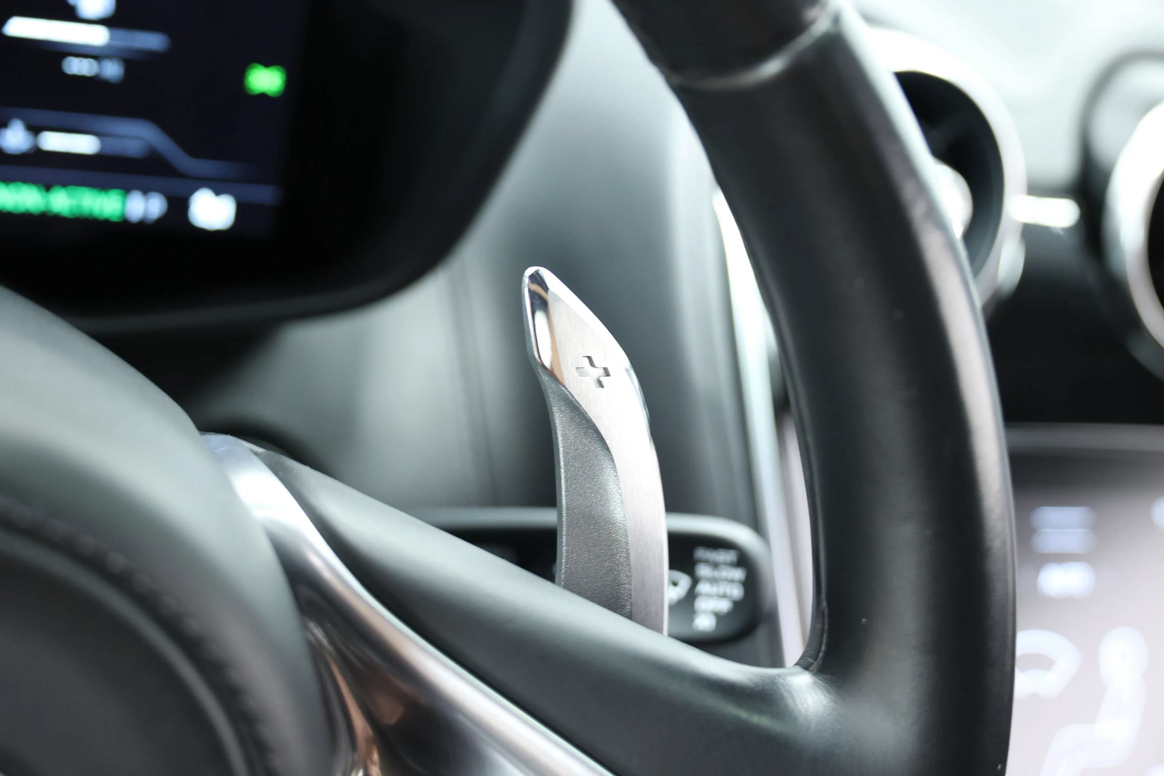 Used 2021 McLaren GT RWD image 35