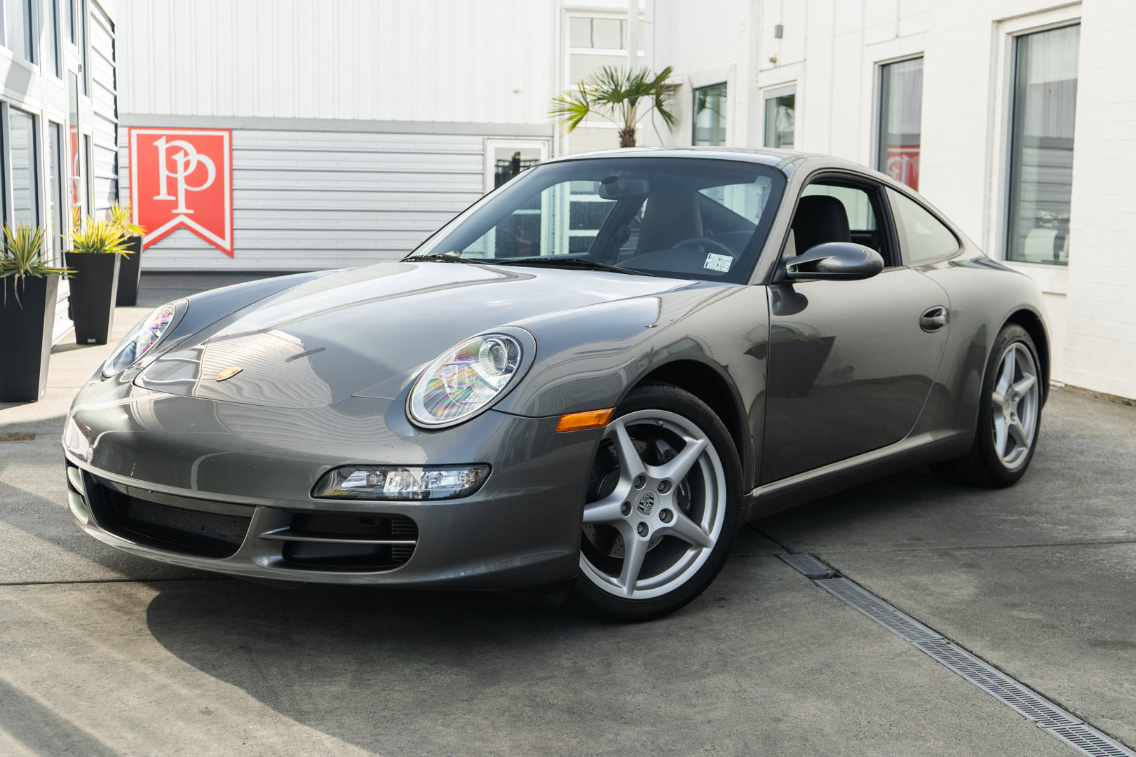 Used 2007 Porsche 911 Carrera RWD image 3