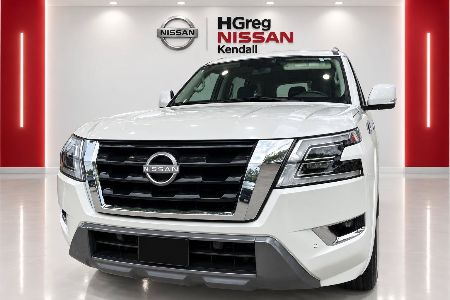 Used 2021 Nissan Armada SV w/ SV Appearance Package RWD image 3