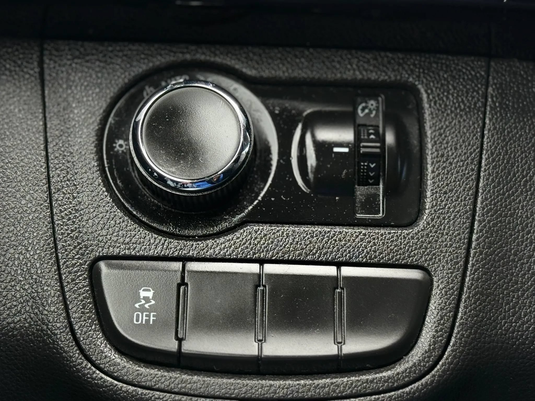 Used 2021 Chevrolet Spark LT FWD image 33