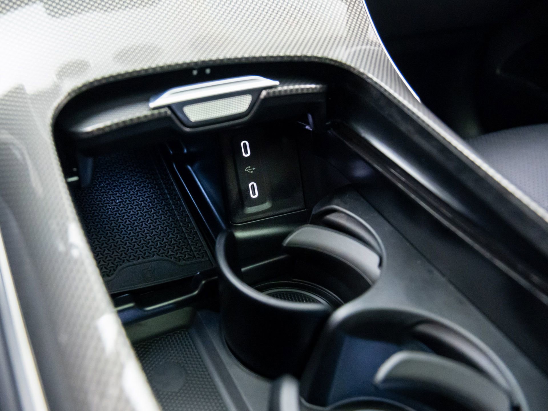 New 2025 Mercedes-Benz GLC 300 4MATIC image 23