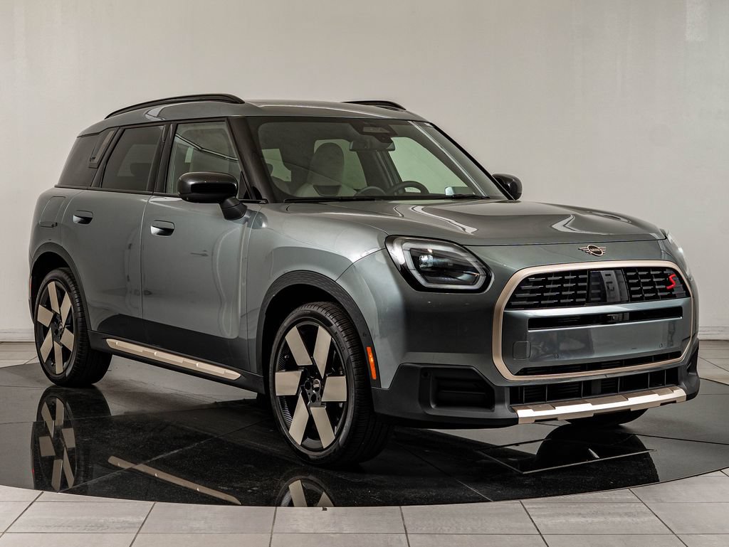 Certified 2025 MINI Cooper Countryman S w/ Comfort Package Max AWD/4WD image 3