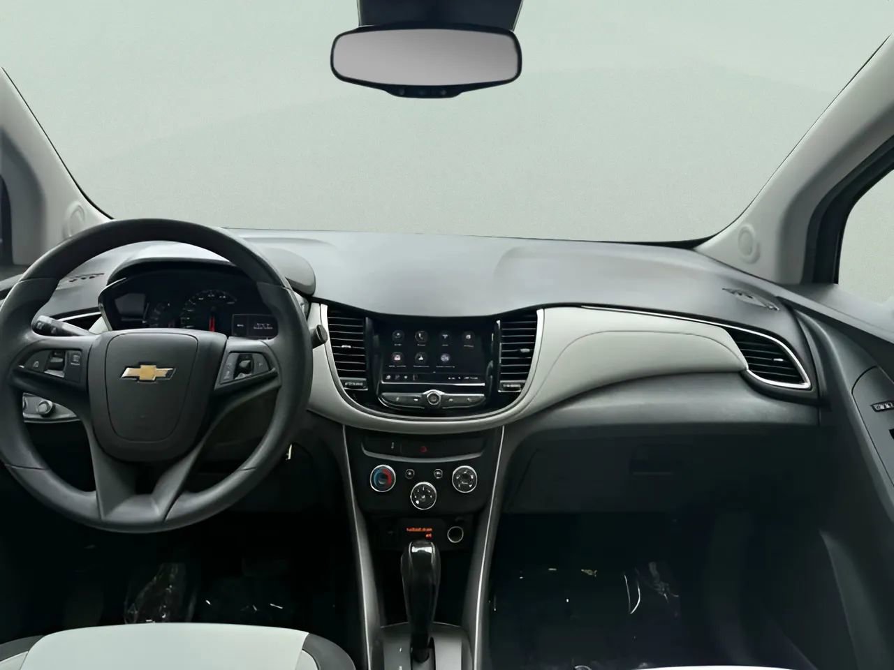 Used 2020 Chevrolet Trax LS w/ Tint and Cruise Package image 40