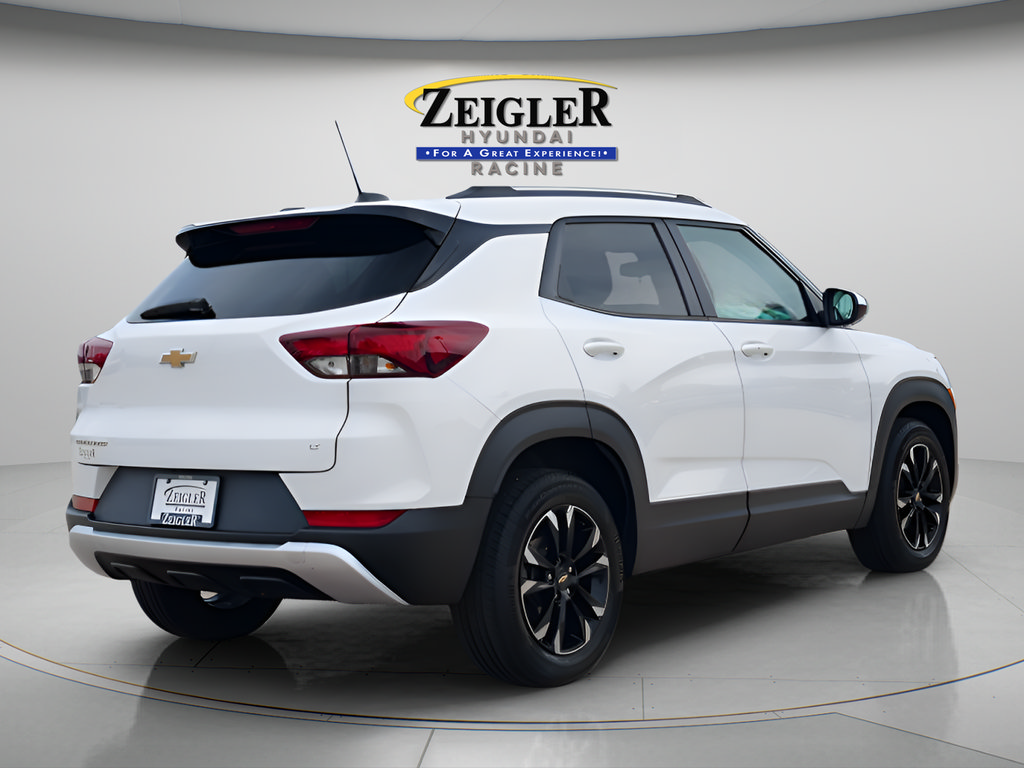 Used 2023 Chevrolet TrailBlazer LT FWD image 7