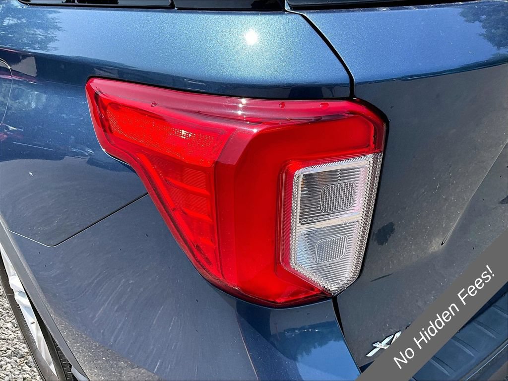 Used 2020 Ford Explorer XLT w/ Comfort Package AWD/4WD image 27