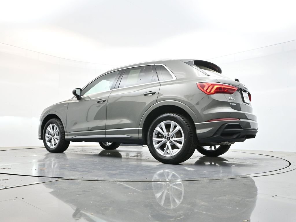 Used 2024 Audi Q3 2.0T Premium AWD/4WD image 34